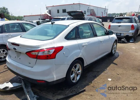 2014 Ford Focus Se z USA, uszkodzony, nr VIN 1FADP3F26EL121876